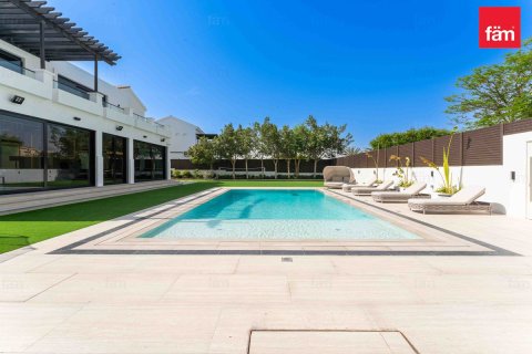 Villa en Dubai, 5 dormitorios, 1279.5 m², № 13781 - foto 23