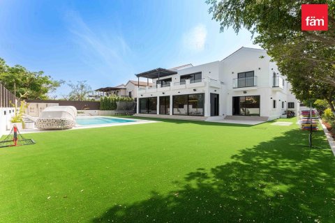 Villa en Dubai, 5 dormitorios, 1279.5 m², № 13781 - foto 26