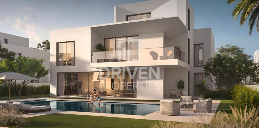 Villa in Dubai 4 bedrooms, 784.01 sq.m. № 136046
