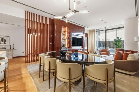 Apartment in Jumeirah, Dubai 4 bedrooms, 516.08 sq.m. № 136044 - photo 4