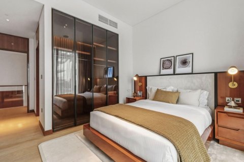 Apartment in Jumeirah, Dubai 4 bedrooms, 516.08 sq.m. № 136044 - photo 13