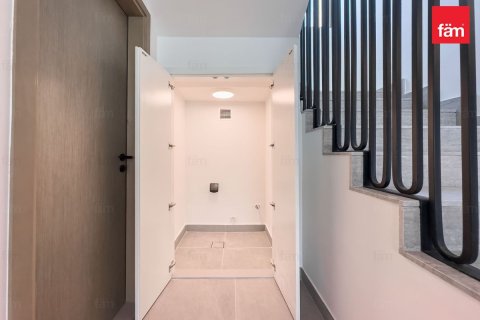 Townhouse in Dubai 4 bedrooms, 231.5 sq.m. № 76921 - photo 6