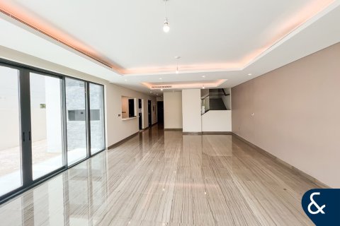 Villa en DAMAC Hills (Akoya by DAMAC), Dubai, 6 dormitorios, 301 m², № 76282 - foto 4