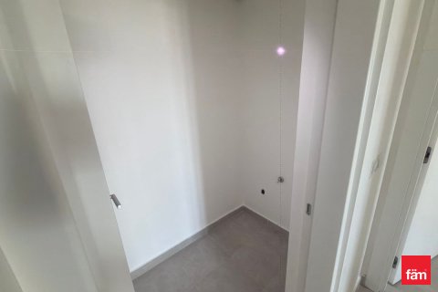 Снять в аренду квартиру в Дубае: 2 спальни, 127.2м², № 83617 - фото 4