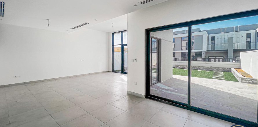 Townhouse in Al Furjan, Dubai 3 bedrooms, 221 sq.m. № 46189