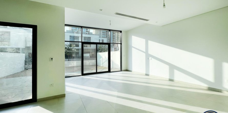 Townhouse in Murooj Al Furjan, Al Furjan, Dubai 3 bedrooms, 221 sq.m. № 46184
