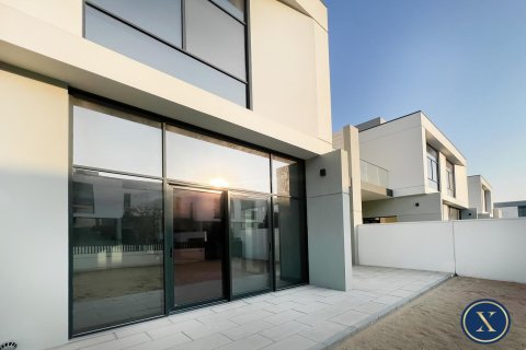 Townhouse in Murooj Al Furjan, Al Furjan, Dubai 3 bedrooms, 221 sq.m. № 46184 - photo 7