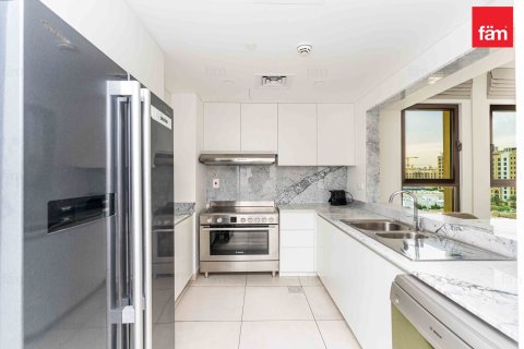 Apartment in Umm Suqeim, Dubai 2 bedrooms, 125.6 sq.m. № 114224 - photo 9