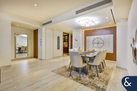 Apartment in Downtown Dubai (Downtown Burj Dubai), Dubai 2 bedrooms, 152 sq.m. № 75549 - photo 5