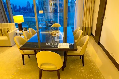 Снять в аренду квартиру в The Address Sky View Towers, Даунтаун Дубай (Даунтаун Бурдж Дубай), Дубай: 3 спальни, 188м², № 14754 - фото 7