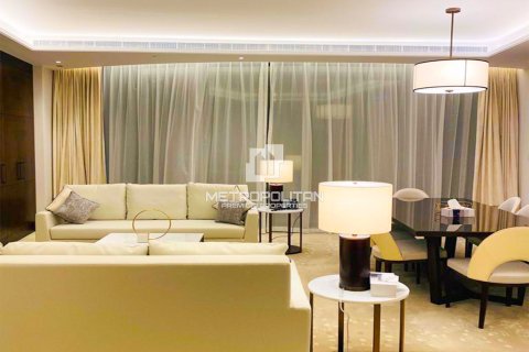 Снять в аренду квартиру в The Address Sky View Towers, Даунтаун Дубай (Даунтаун Бурдж Дубай), Дубай: 3 спальни, 188м², № 14754 - фото 5