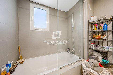 Townhouse in Arabella Townhouses, Mudon, Dubai 3 bedrooms, 180 sq.m. № 14748 - photo 27
