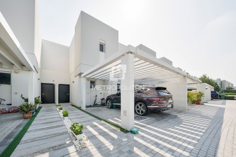 Townhouse in Arabella Townhouses, Mudon, Dubai 3 bedrooms, 180 sq.m. № 14748 - photo 30