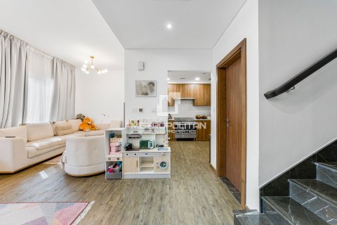 Townhouse in Arabella Townhouses, Mudon, Dubai 3 bedrooms, 180 sq.m. № 14748 - photo 20