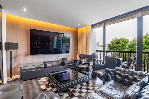 Townhouse in Dubai 4 bedrooms, 323 sq.m. № 120459 - photo 5