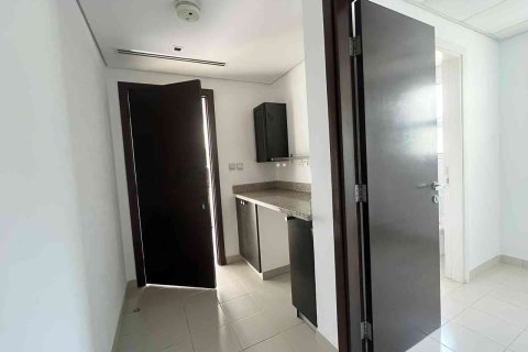 Villa in Jumeirah Village Triangle, Dubai 2 bedrooms, 250 sq.m. № 120458 - photo 3