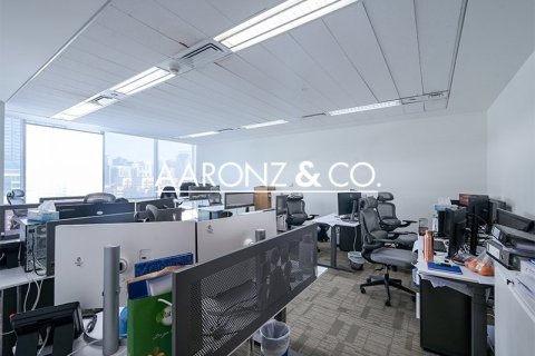 Снять в аренду офис в Sheikh Zayed Road, Дубай: 66м², № 90890 - фото 7
