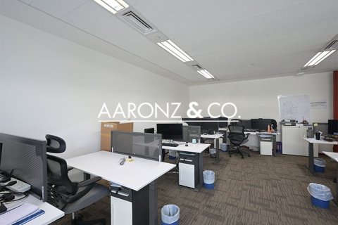 Офис в Sheikh Zayed Road, Дубай, 66м², № 90890