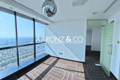 Oficina en Jumeirah Lake Towers, Dubai, 126 m², № 90888 - foto 14