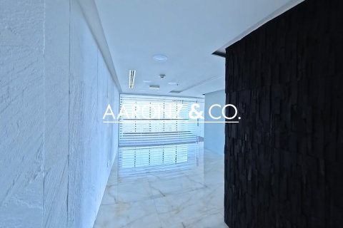 Снять в аренду офис в Джумейра Лейк Тауэрс, Дубай: 126м², № 90888 - фото 8