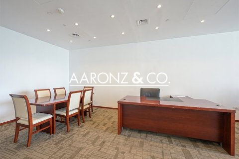 Снять в аренду офис в Sheikh Zayed Road, Дубай: 62м², № 90892 - фото 7