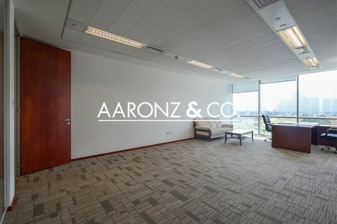 Офис в Sheikh Zayed Road, Дубай, 63м², № 90889