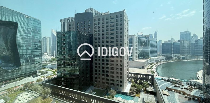 Office in Business Bay, Dubai 56.76 sq.m. № 139795