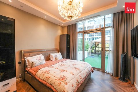 Appartement à Dubai, 3 chambres, 339.6 m², № 49030 - photo 8