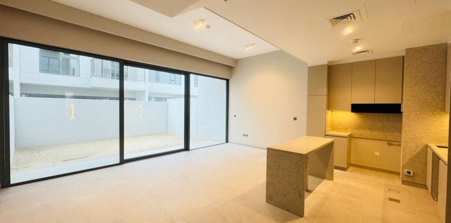 Adosado en Dubai Hills Estate, Dubai, 3 dormitorios, 136.8 m², № 55625