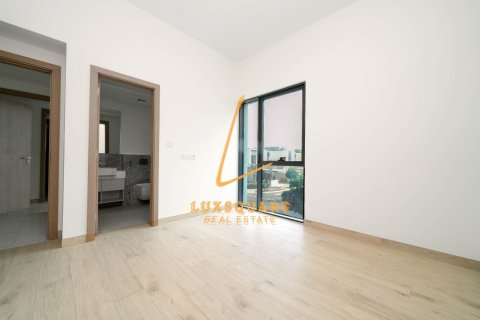Villa in Murooj Al Furjan, Al Furjan, Dubai 4 bedrooms, 570 sq.m. № 95971 - photo 21