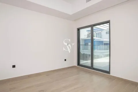 Townhouse in Damac Lagoons, Dubai 5 bedrooms, 220 sq.m. № 132732 - photo 16