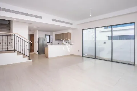 Townhouse in Damac Lagoons, Dubai 5 bedrooms, 220 sq.m. № 132732 - photo 9