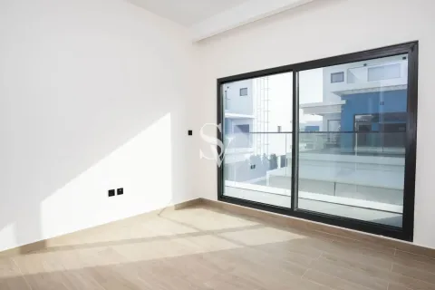 Townhouse in Damac Lagoons, Dubai 5 bedrooms, 220 sq.m. № 132732 - photo 3