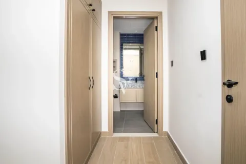 Townhouse in Damac Lagoons, Dubai 5 bedrooms, 220 sq.m. № 132732 - photo 19