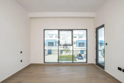 Townhouse in Damac Lagoons, Dubai 5 bedrooms, 220 sq.m. № 132732 - photo 15