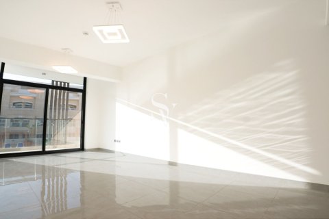 Apartment in District 10, Jumeirah Village Circle, Dubai 2 bedrooms, 110 sq.m. № 132730 - photo 17