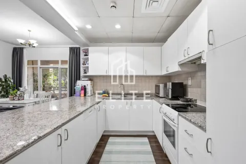 Apartment in Al Jaz, Greens, Dubai 2 bedrooms, 146 sq.m. № 60145 - photo 20