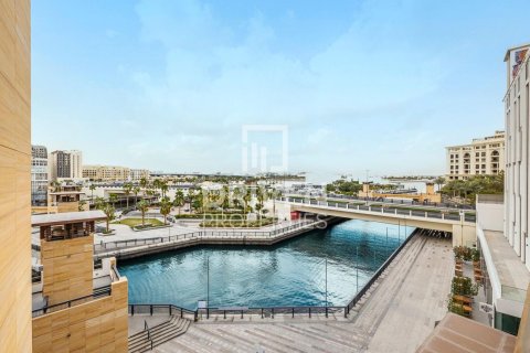 Appartement à Al Jaddaf, Dubai, 2 chambres, 379 m², № 86515