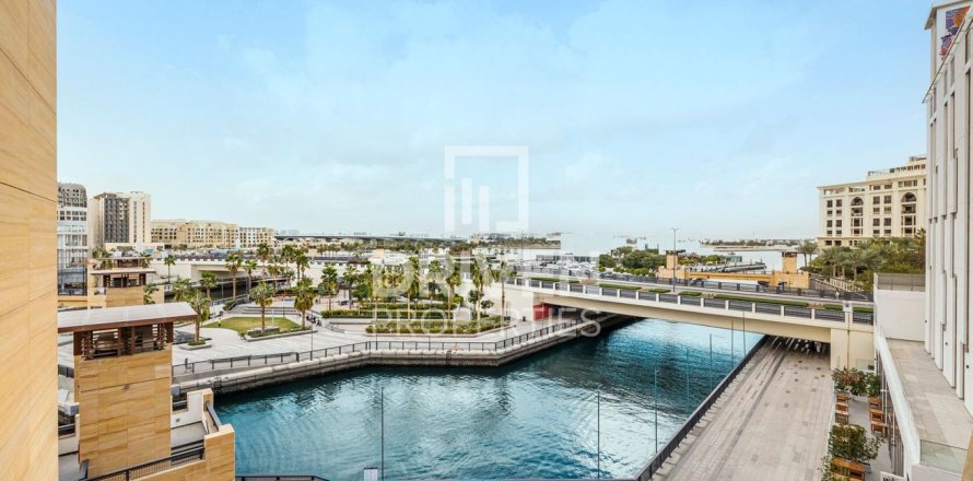 Appartement à Al Jaddaf, Dubai, 2 chambres, 379 m², № 86515