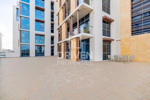 Appartement à Al Jaddaf, Dubai, 2 chambres, 379 m², № 86515 - photo 15