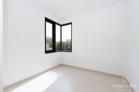 Villa in Dubai Hills Estate, Dubai 5 bedrooms, 254 sq.m. № 134154 - photo 7