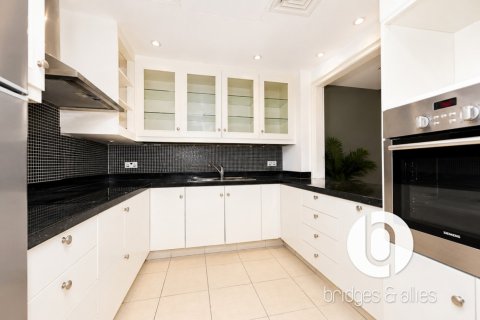 Apartment in Old Town, Dubai 1 bedroom, 75 sq.m. № 134151 - photo 14