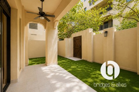 Apartment in Old Town, Dubai 1 bedroom, 113 sq.m. № 134152 - photo 3