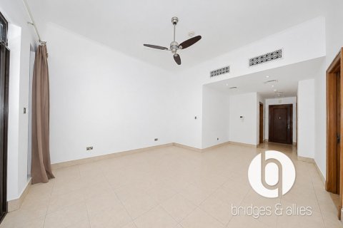 Apartment in Old Town, Dubai 1 bedroom, 113 sq.m. № 134152 - photo 12
