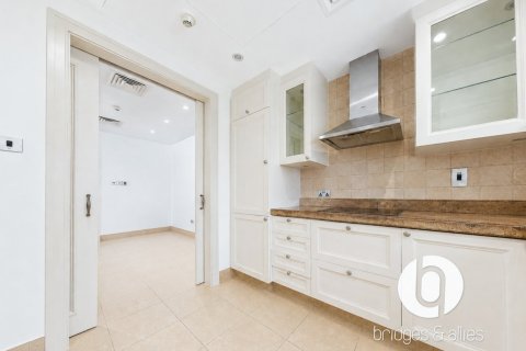 Apartment in Old Town, Dubai 1 bedroom, 90 sq.m. № 134153 - photo 8