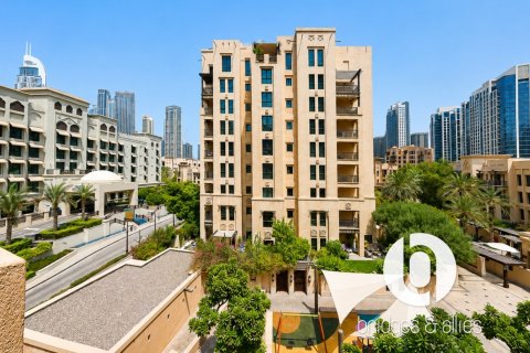 Apartment in Old Town, Dubai 1 bedroom, 90 sq.m. № 134153 - photo 14