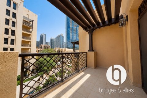 Apartment in Old Town, Dubai 1 bedroom, 90 sq.m. № 134153 - photo 4