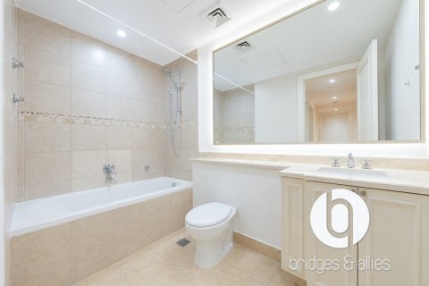Apartment in Old Town, Dubai 1 bedroom, 90 sq.m. № 134153 - photo 20