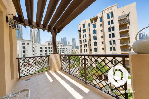 Apartment in Old Town, Dubai 1 bedroom, 90 sq.m. № 134153 - photo 17