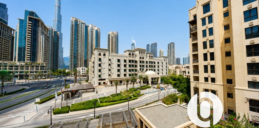 Apartment in Old Town, Dubai 1 bedroom, 90 sq.m. № 134153
